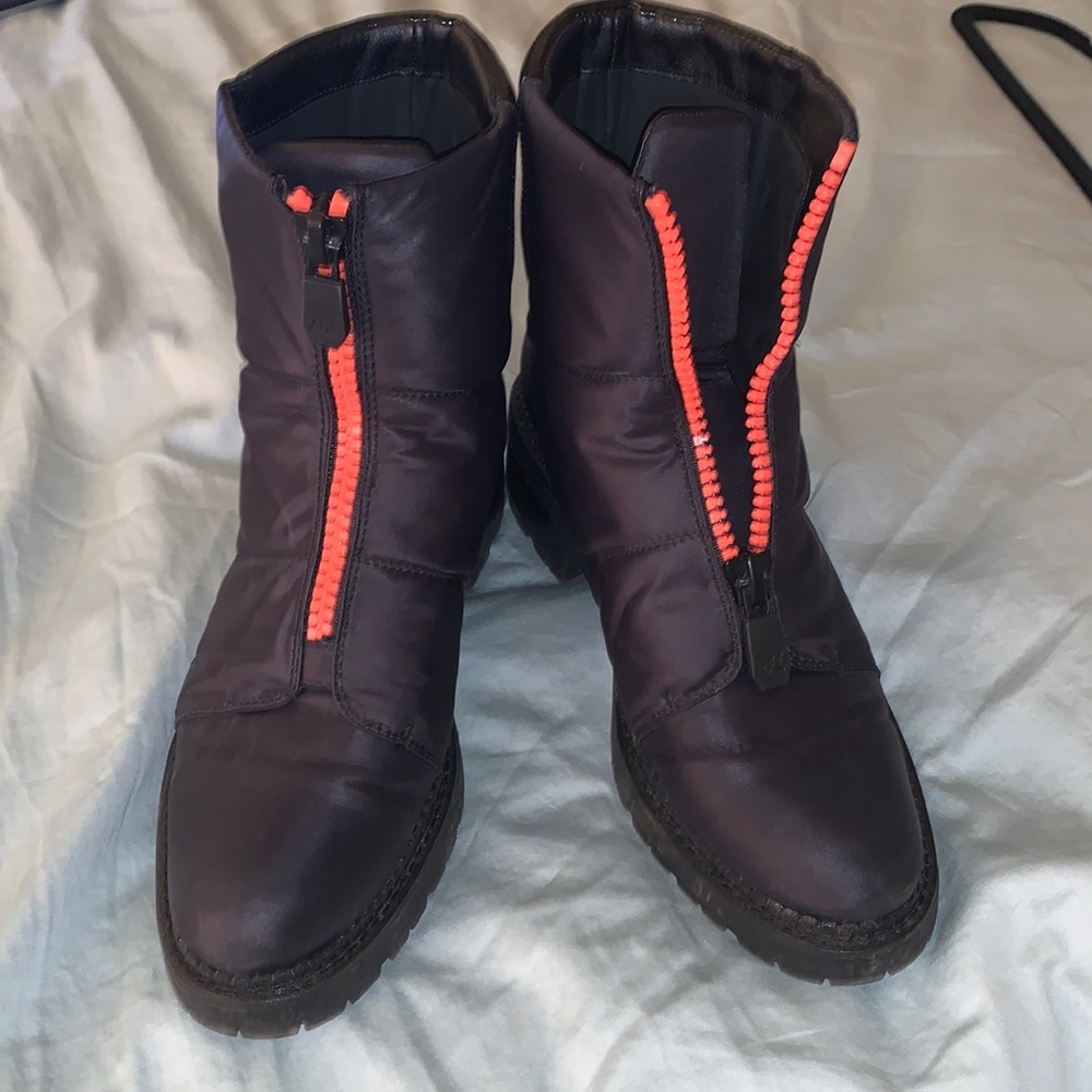 Sam Edelman black quilted rain snow boots 8.5